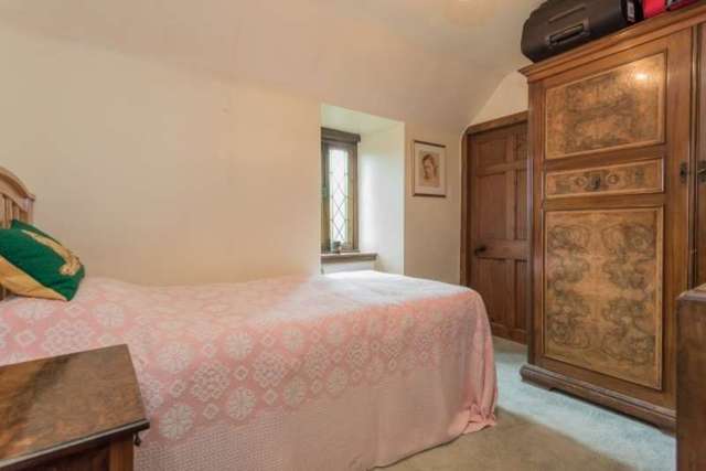  Image of 4 bedroom Detached house for sale in Murroes Murroes Broughty Ferry Dundee DD5 at Murroes  Dundee, DD5 3PB