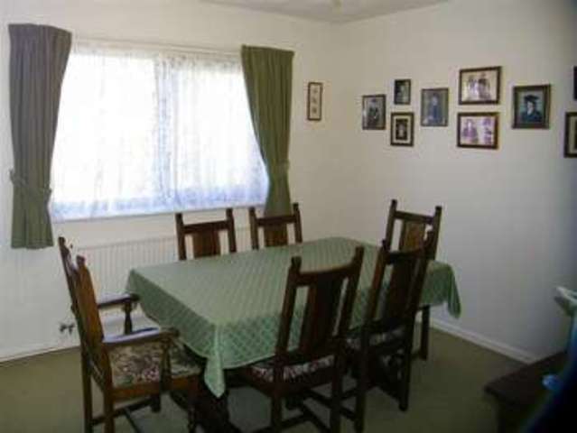  Image of 4 bedroom Property for sale in Mydam Lane Gorseinon Swansea SA4 at Mydam Lane Gorseinon Gorseinon, SA4 4YA