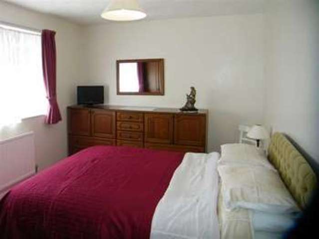  Image of 4 bedroom Property for sale in Mydam Lane Gorseinon Swansea SA4 at Mydam Lane Gorseinon Gorseinon, SA4 4YA