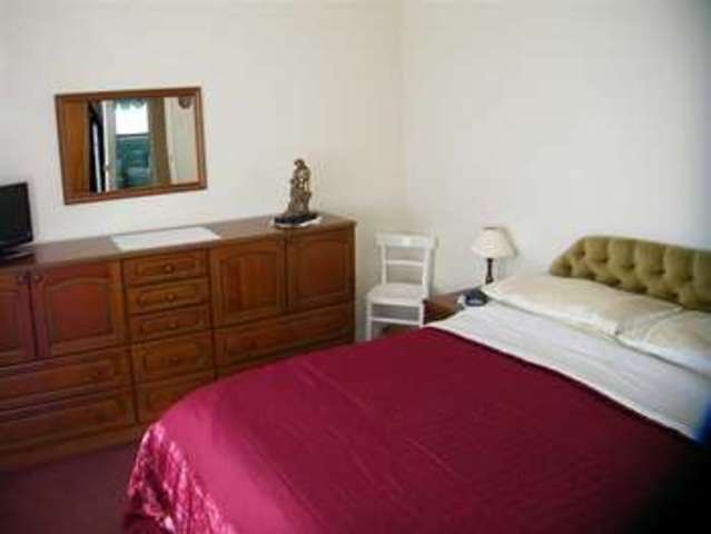  Image of 4 bedroom Property for sale in Mydam Lane Gorseinon Swansea SA4 at Mydam Lane Gorseinon Gorseinon, SA4 4YA