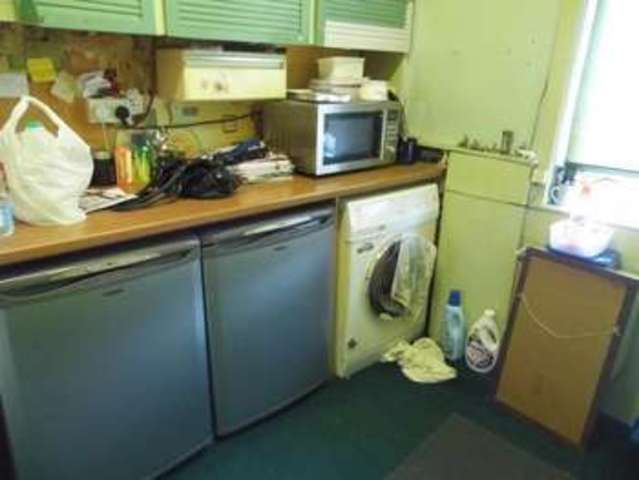  Image of 3 bedroom Terraced house for sale in Nares Road Blackburn BB2 at Blackburn With Darwen Lancashire Blackburn With Darwen, BB2 2TH
