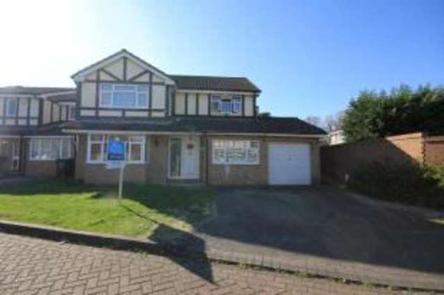  Image of 4 bedroom Detached house for sale in Naylor Avenue Kempston Bedford MK42 at Kempston Bedford Kempston, MK42 7SG