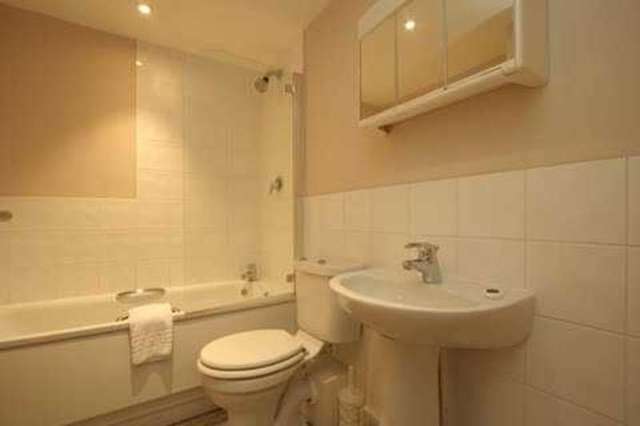  Image of 1 bedroom Apartment to rent in Sloane Avenue London SW3 at Brompton, SW3 3BG