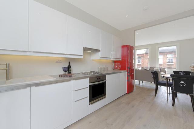 Image of 2 bedroom Maisonette for sale in New Kings Road London SW6 at New Kings Road  London, SW6 4LU