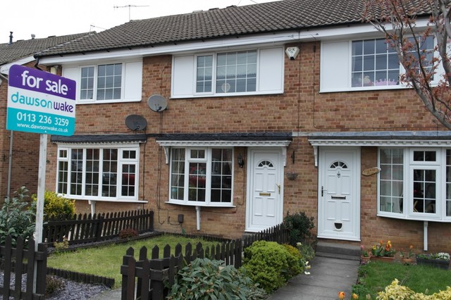  Image of 2 bedroom Terraced house for sale in Newlands Farsley Pudsey LS28 at Farsley, LS28 5BE