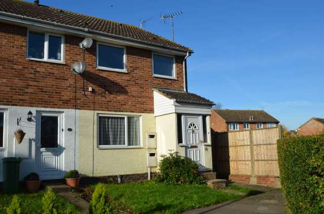  Image of Apartment to rent in Carroll Close Newport Pagnell MK16 at A Carroll Close  Newport Pagnell, MK16 8QH