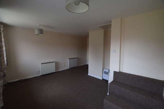  Image of Apartment to rent in Carroll Close Newport Pagnell MK16 at A Carroll Close  Newport Pagnell, MK16 8QH