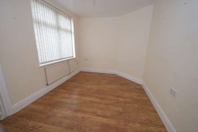  Image of 3 bedroom Detached house to rent in Newstead Road Middlesbrough TS4 at Newstead Road  Middlesbrough, TS4 2HJ