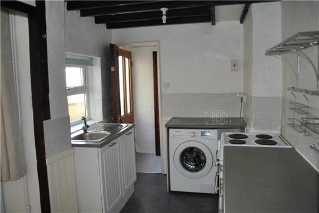  Image of 2 bedroom Terraced house to rent in Norman Road Tunbridge Wells TN1 at Kent, TN1 2RP
