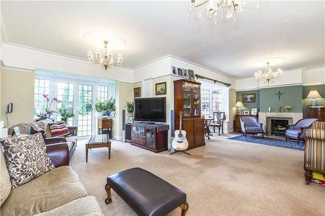  Image of 6 bedroom Detached house for sale in North Park London SE9 at London  Eltham, SE9 5AP