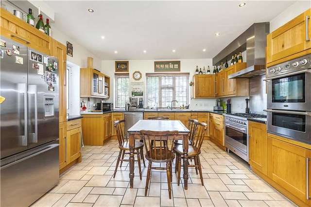 Image of 6 bedroom Detached house for sale in North Park London SE9 at London  Eltham, SE9 5AP