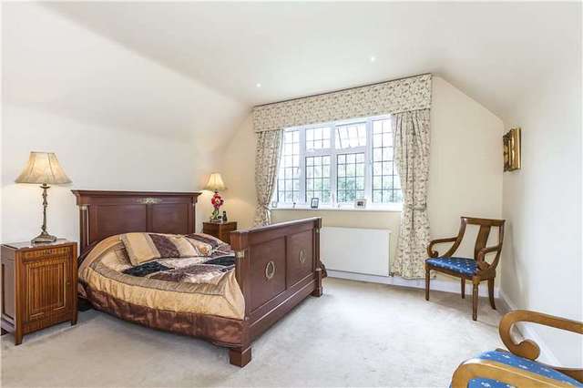  Image of 6 bedroom Detached house for sale in North Park London SE9 at London  Eltham, SE9 5AP