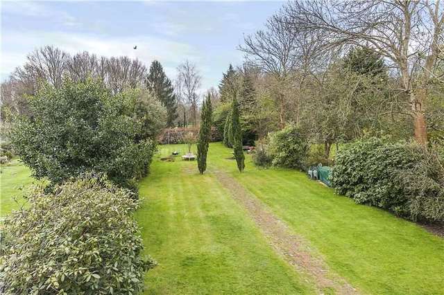  Image of 6 bedroom Detached house for sale in North Park London SE9 at London  Eltham, SE9 5AP