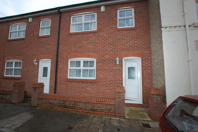 Image of 3 bedroom Terraced house to rent in North Street Chester CH3 at Boughton Chester Hoole, CH3 5DS