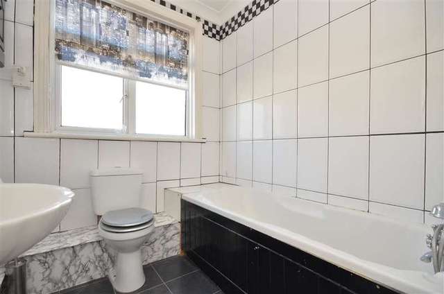  Image of 4 bedroom Terraced house for sale in Northern Parade Portsmouth PO2 at Portsmouth Hampshire Portsmouth, PO2 9LN