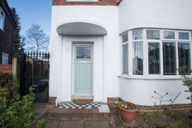  Image of 3 bedroom Property for sale in Nunnery Close St. Albans AL1 at Nunnery Close  St. Albans, AL1 2BH