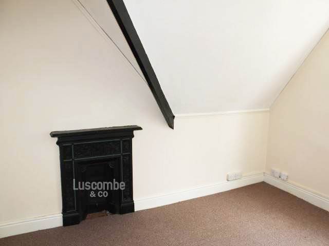  Image of 1 bedroom Flat to rent in Oakfield Road Newport NP20 at Newport Gwent Newport, NP20 4LZ