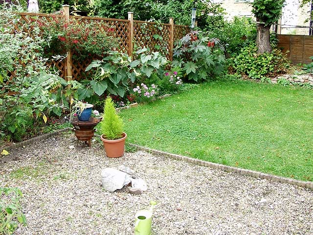  Image of 2 bedroom Flat to rent in Oakhurst Grove London SE22 at East Dulwich, SE22 9AH