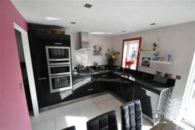  Image of 3 bedroom Property for sale in Oaklands Court Battenhall Road Worcester WR5 at Oaklands Court, Battenhall Road Worcester Worcester, WR5 2BB