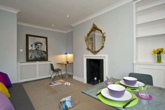  Image of 1 bedroom Flat to rent in Oakley Street London SW3 at Oakley Street Chelsea London, SW3 5HA