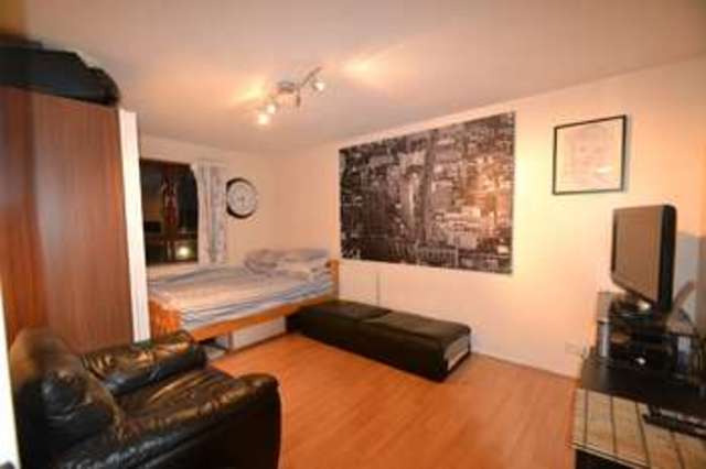  Image of 1 bedroom Flat for sale in St. Albans Road London NW10 at St. Albans Road  Harlesden, NW10 8UL
