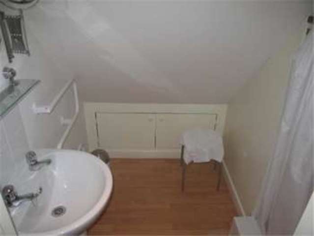  Image of 1 bedroom Flat to rent in Botts Lane Appleby Magna Swadlincote DE12 at Chamant Manor Old End Appleby Magna, DE12 7AL