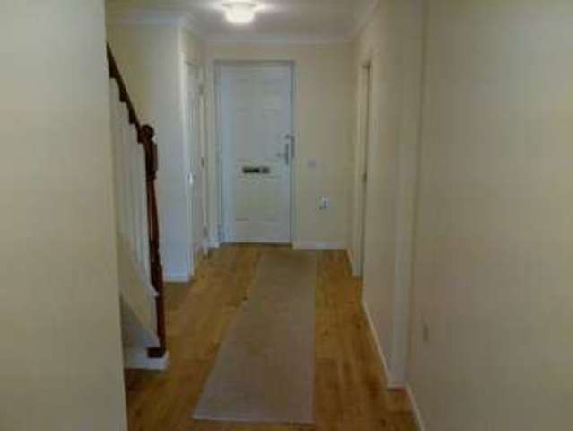 Image of 4 bedroom Detached house to rent in Old Hall Mews Sheffield S8 at Old Hall Mews Greenhill Village Sheffield, S8 7QX