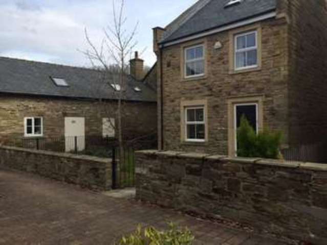  Image of 4 bedroom Detached house to rent in Old Hall Mews Sheffield S8 at Old Hall Mews Greenhill Village Sheffield, S8 7QX