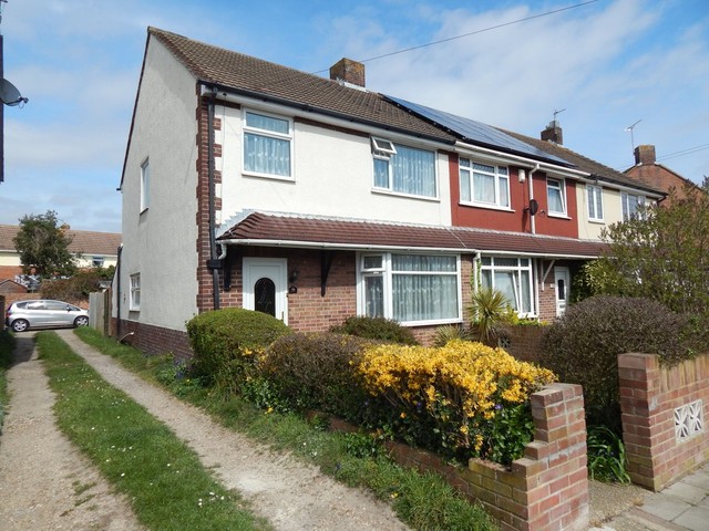  Image of 3 bedroom End of Terrace for sale in Old Manor Way Drayton Portsmouth PO6 at Old Manor Way Drayton Portsmouth, PO6 2NL