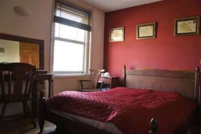  Image of 2 bedroom Property for sale in King John Street Swindon SN1 at Swindon Wilts Swindon, SN1 3DB