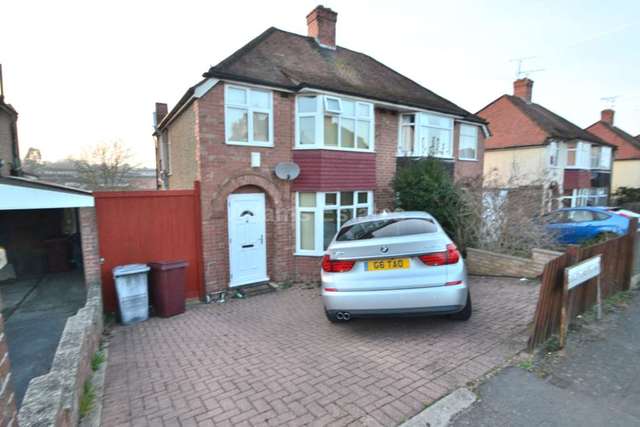  Image of 1 bedroom House Share to rent in Osborne Road Tilehurst Reading RG30 at Osborne Road  Reading, RG30 2PG