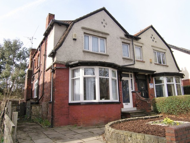  Image of 5 bedroom Semi-Detached house for sale in Otley Road Adel Leeds LS16 at Otley Road Far Headingley-West Park Border Leeds, LS16 5JY