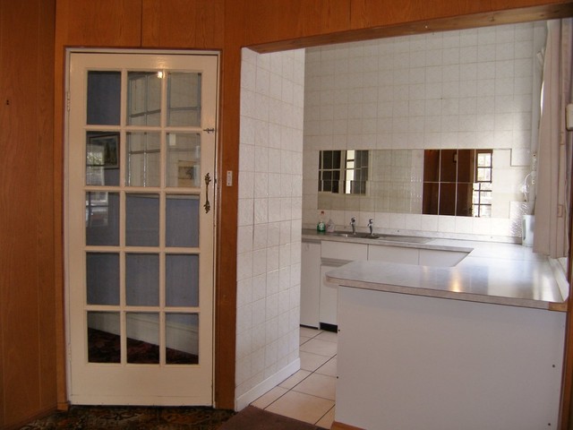  Image of 5 bedroom Semi-Detached house for sale in Otley Road Adel Leeds LS16 at Otley Road Far Headingley-West Park Border Leeds, LS16 5JY