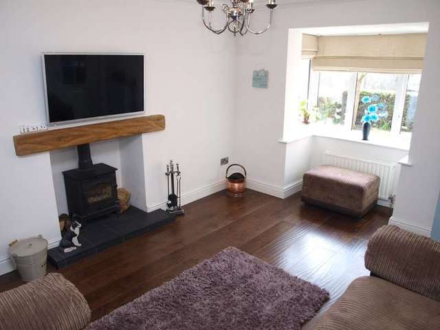  Image of 4 bedroom Detached house for sale in Hollydene Close Oulton Lowestoft NR32 at Oulton Lowestoft Suffolk, NR32 3QQ