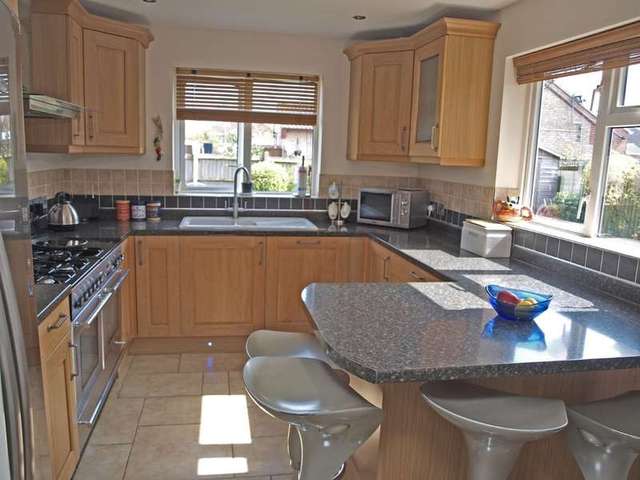  Image of 4 bedroom Detached house for sale in Hollydene Close Oulton Lowestoft NR32 at Oulton Lowestoft Suffolk, NR32 3QQ