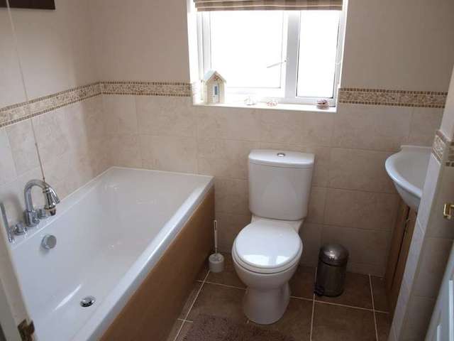  Image of 4 bedroom Detached house for sale in Hollydene Close Oulton Lowestoft NR32 at Oulton Lowestoft Suffolk, NR32 3QQ