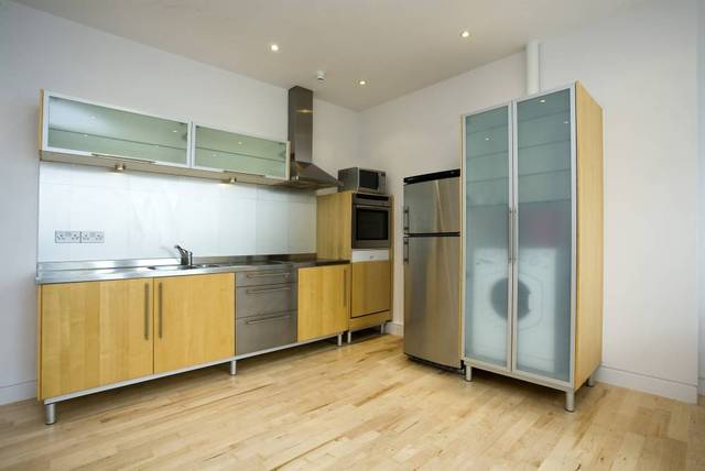 Image of 2 bedroom Flat to rent in Palace Court London W2 at Palace Court  London, W2 4HU