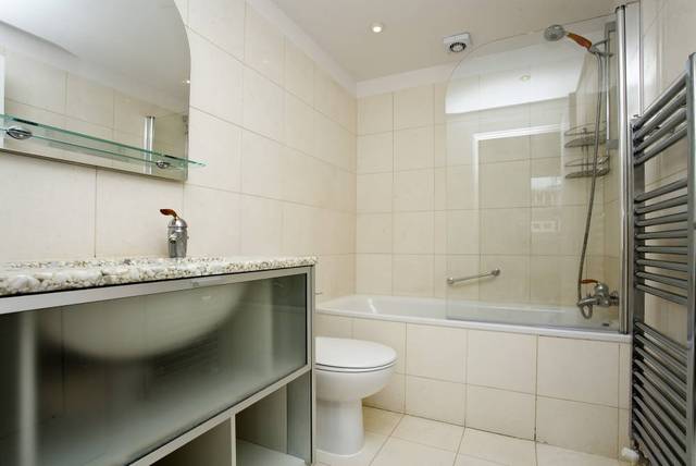  Image of 2 bedroom Flat to rent in Palace Court London W2 at Palace Court  London, W2 4HU