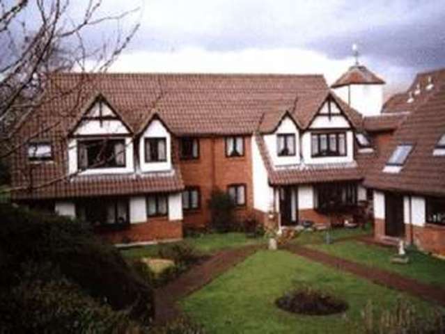  Image of 1 bedroom Retirement Property for sale in Palmerston Lodge High Street Great Baddow Chelmsford CM2 at High Street Great Baddow Chelmsford, CM2 7HF