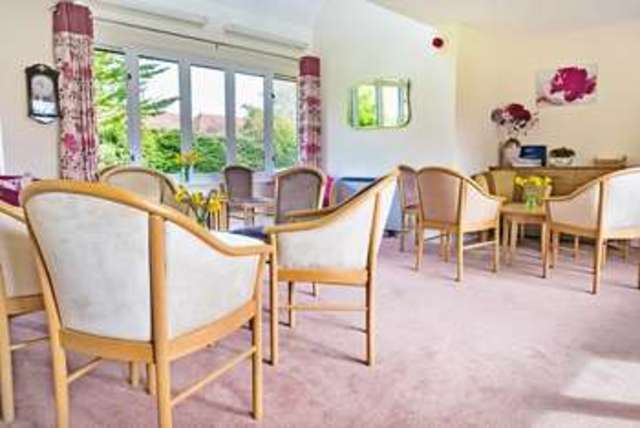  Image of 1 bedroom Retirement Property for sale in Palmerston Lodge High Street Great Baddow Chelmsford CM2 at High Street Great Baddow Chelmsford, CM2 7HF