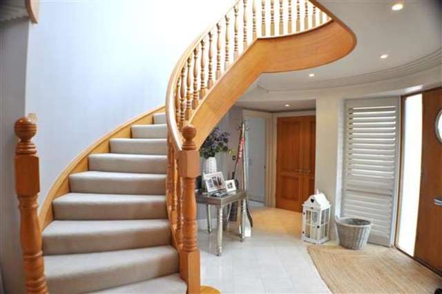  Image of 4 bedroom Detached house to rent in Panorama Road Sandbanks Poole BH13 at Sandbanks, BH13 7RD