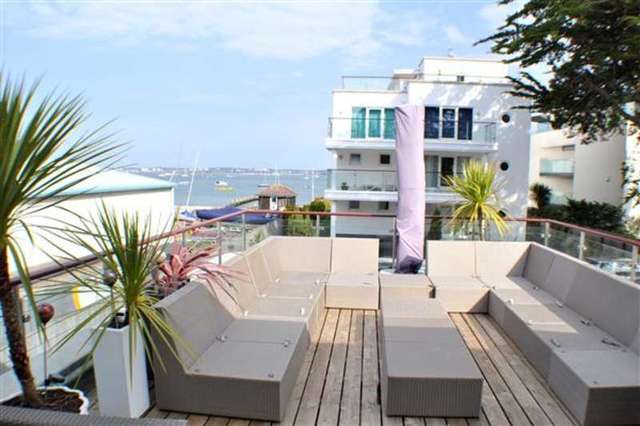  Image of 4 bedroom Detached house to rent in Panorama Road Sandbanks Poole BH13 at Sandbanks, BH13 7RD