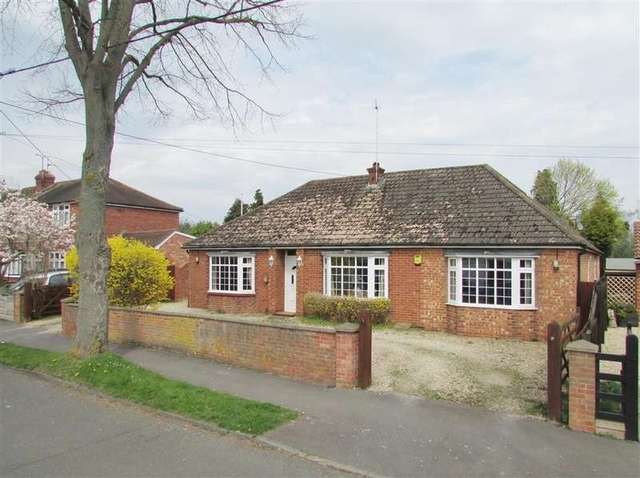 Image of 5 bedroom Detached house for sale in Park Close Didcot OX11 at Didcot, OX11 0AA
