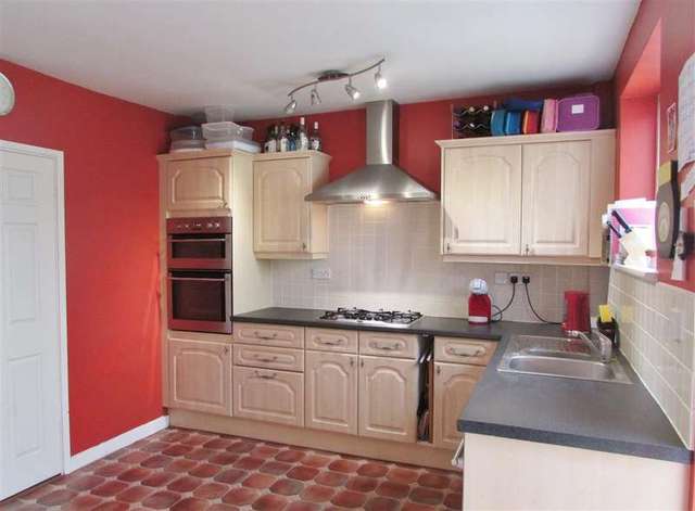  Image of 5 bedroom Detached house for sale in Park Close Didcot OX11 at Didcot, OX11 0AA