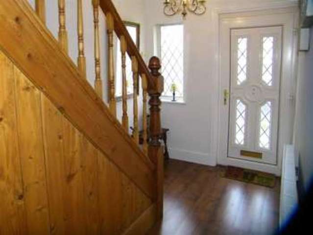  Image of 4 bedroom Property for sale in Park Terrace Pontarddulais Swansea SA4 at Park Terrace Pontarddulais Pontarddulais, SA4 8HS
