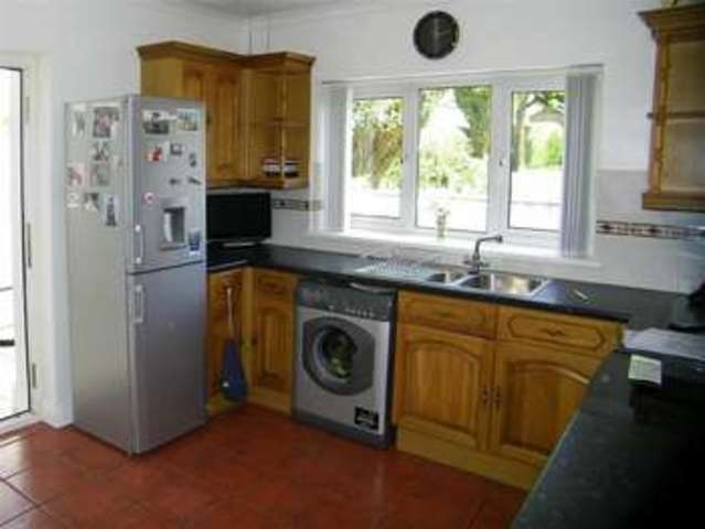  Image of 4 bedroom Property for sale in Park Terrace Pontarddulais Swansea SA4 at Park Terrace Pontarddulais Pontarddulais, SA4 8HS