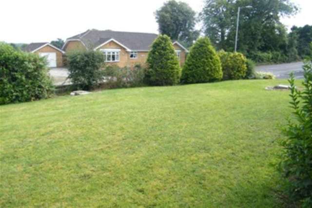  Image of 4 bedroom Chalet to rent in Park View Wootton Bridge Ryde PO33 at Ryde, PO33 4RJ