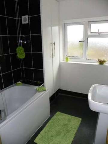  Image of 3 bedroom Property for sale in Pastures Avenue Nottingham NG11 at Pastures Avenue, Clifton Nottingham Nottingham, NG11 9FQ