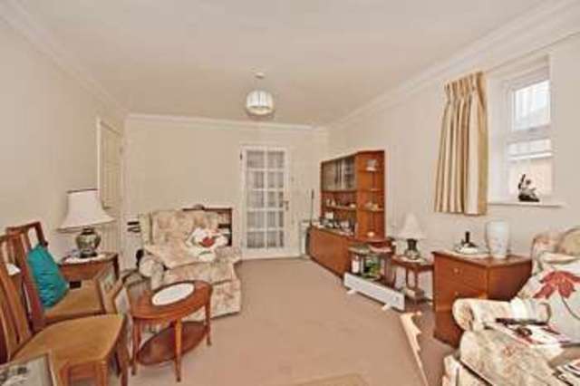  Image of 1 bedroom Retirement Property for sale in Shelley Road Worthing BN11 at Shelley Road  Worthing, BN11 4TH
