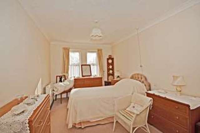  Image of 1 bedroom Retirement Property for sale in Shelley Road Worthing BN11 at Shelley Road  Worthing, BN11 4TH